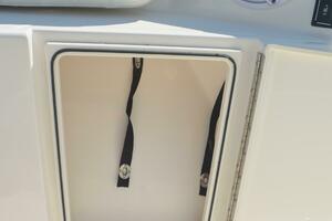 32ft Pursuit Yacht For Sale