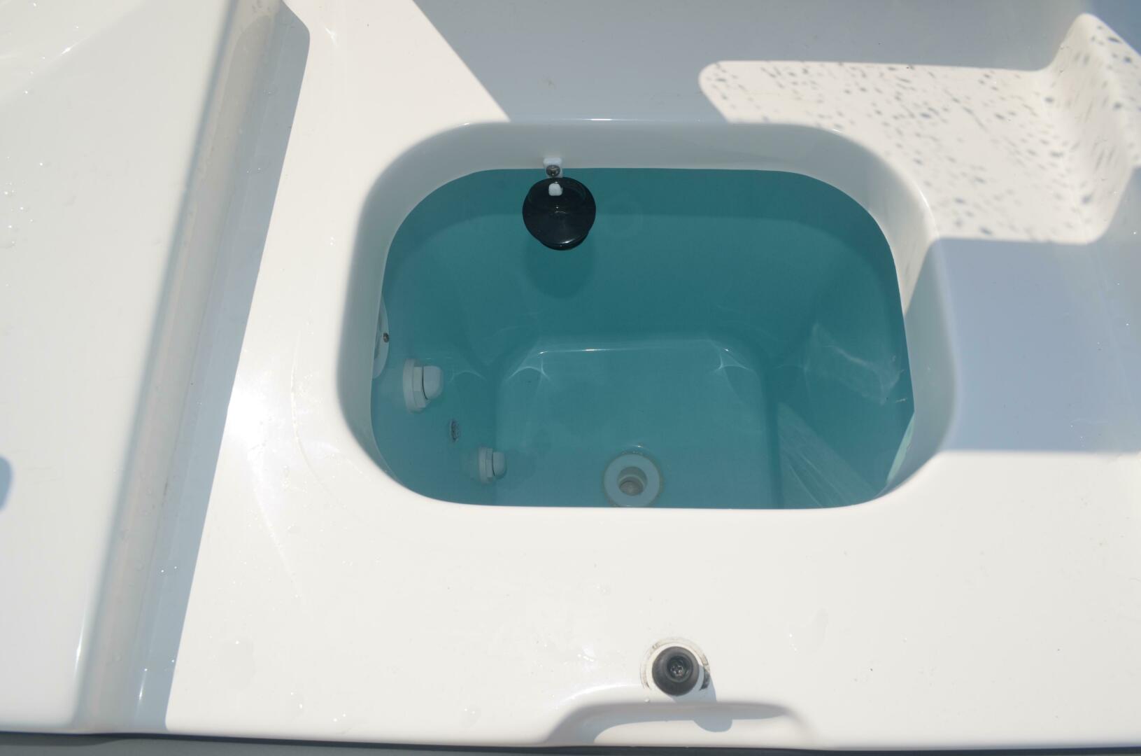 32ft Pursuit Yacht For Sale