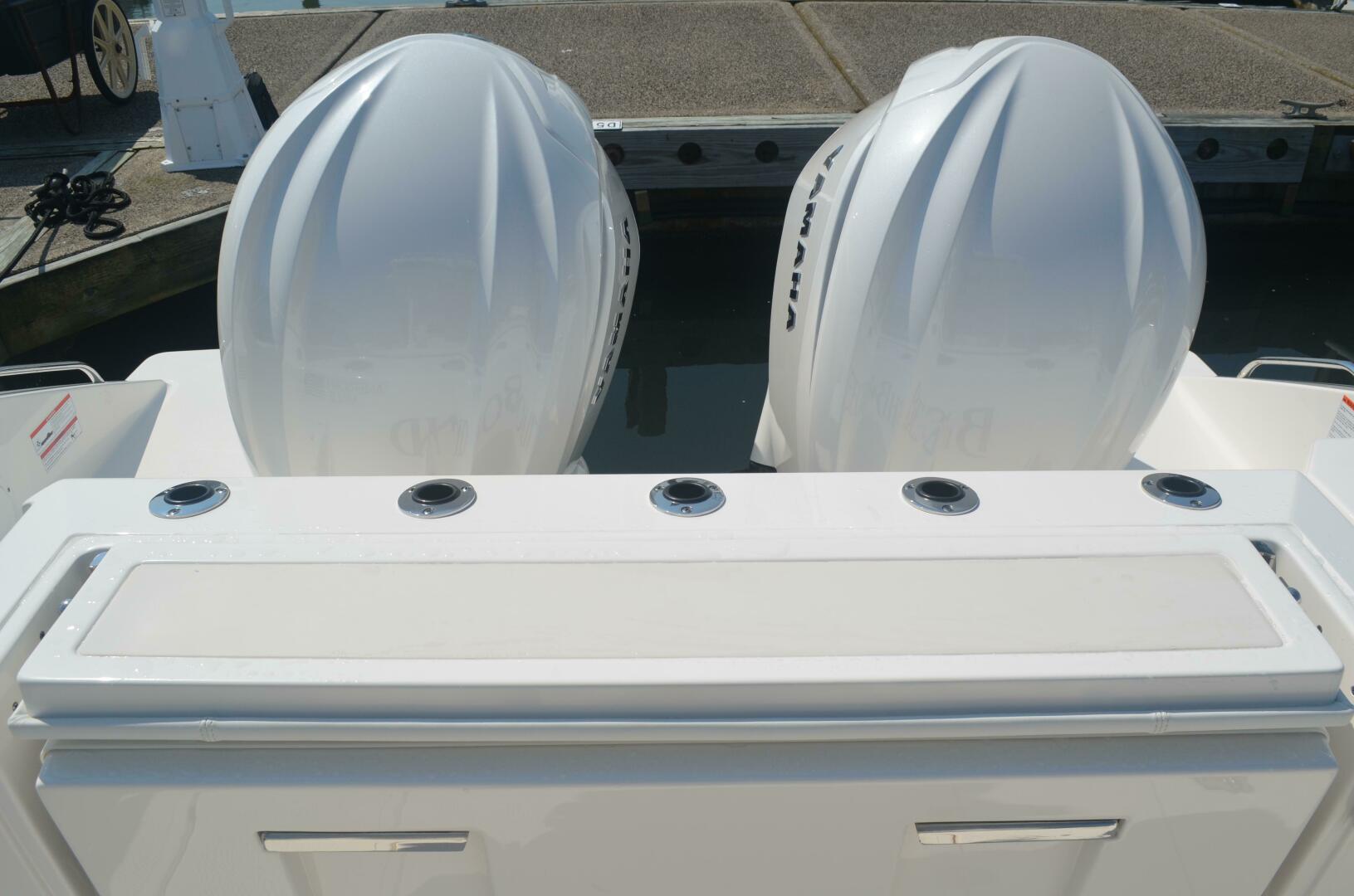 32ft Pursuit Yacht For Sale