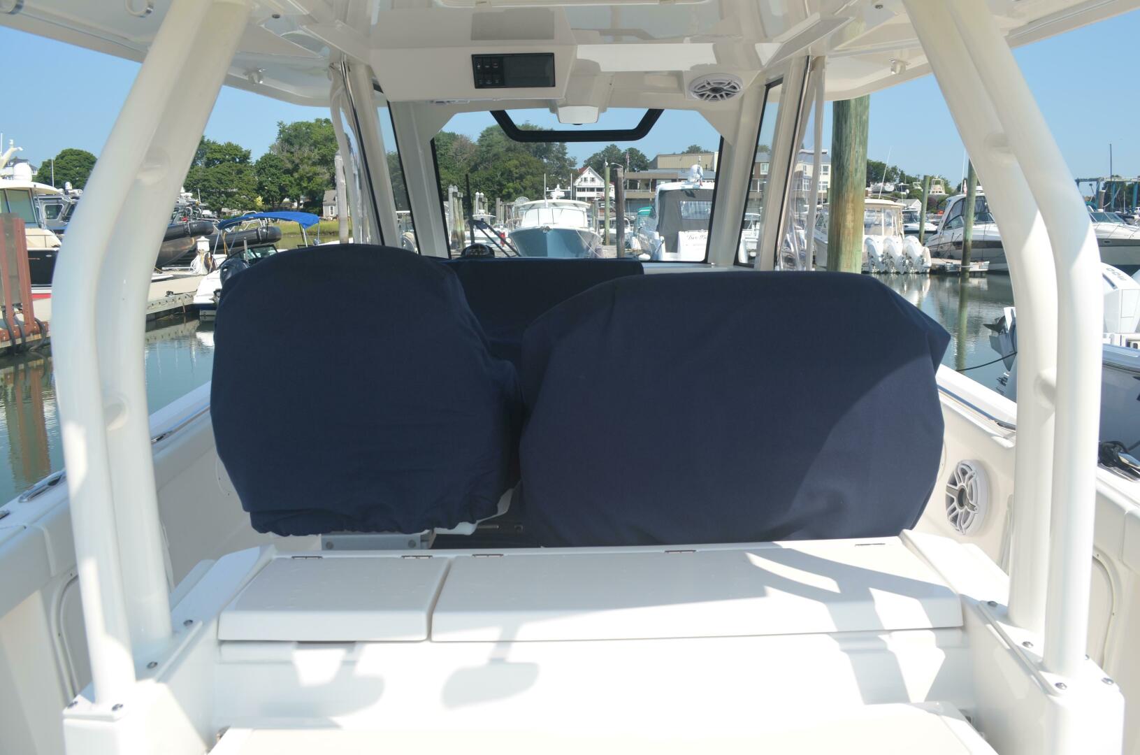 32ft Pursuit Yacht For Sale