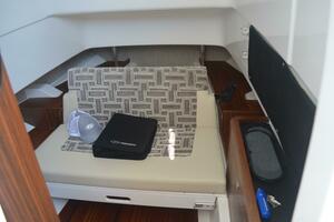 32ft Pursuit Yacht For Sale